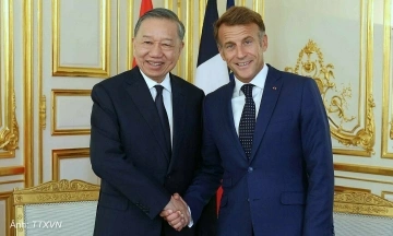 Vietnam welcomes France's return of Dong Son bronze drum