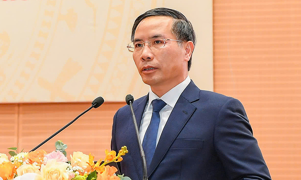 Governor: Do not rely solely on bank capital for large projects