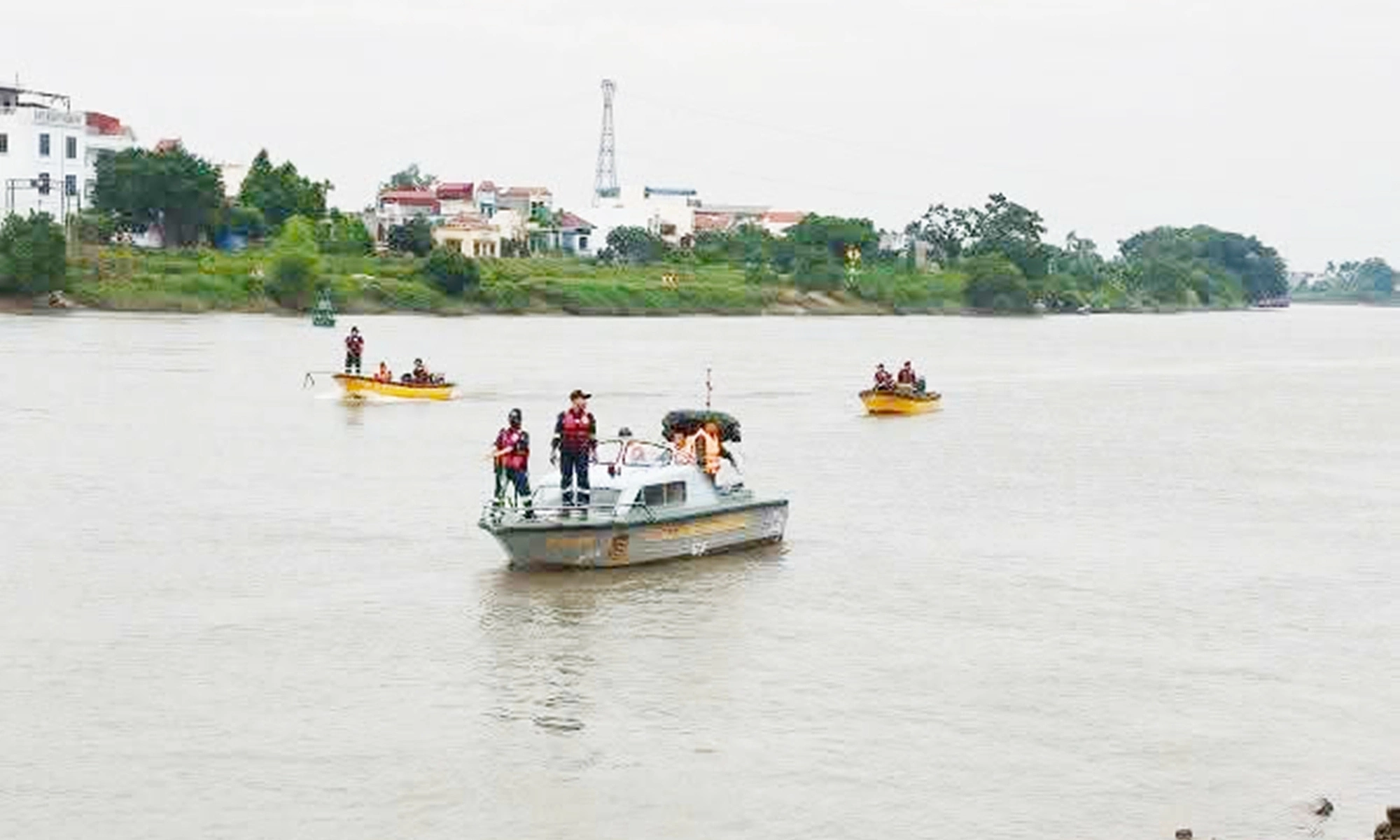 Body of military major found after heroic rescue attempt