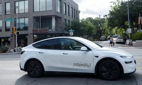 Tesla establishes company in Vietnam