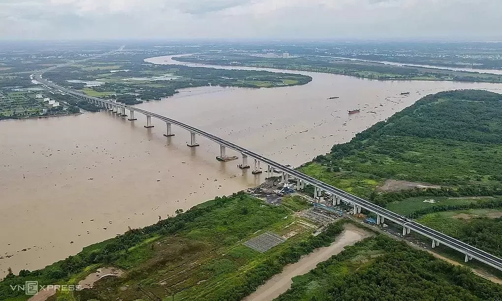 Upgrade Tan Van - Nhon Trach section to expressway