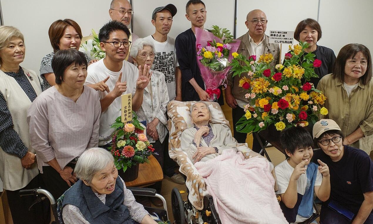 Japan's centenarian population surpasses 100,000
