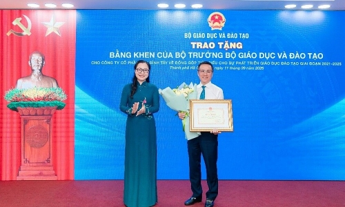 Bitex receives commendation from the Ministry of Education and Training