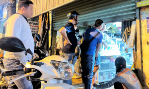 Fearing husband's discovery of pawning scooter for debt, wife stages robbery