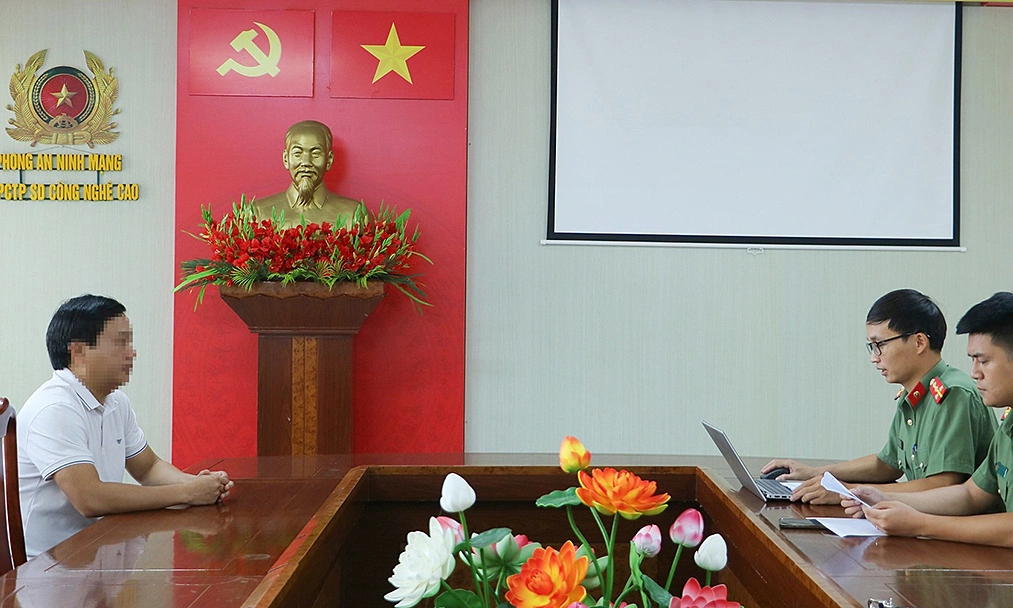 Man fined 15 million VND for fabricated 'Ha Tinh dike broken' video