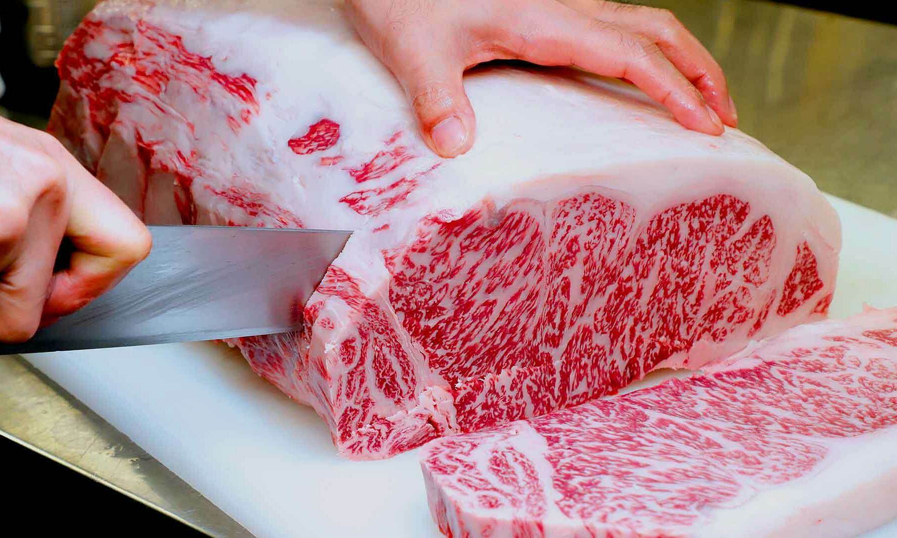 How the Japanese raise the 'queen of Wagyu cattle'