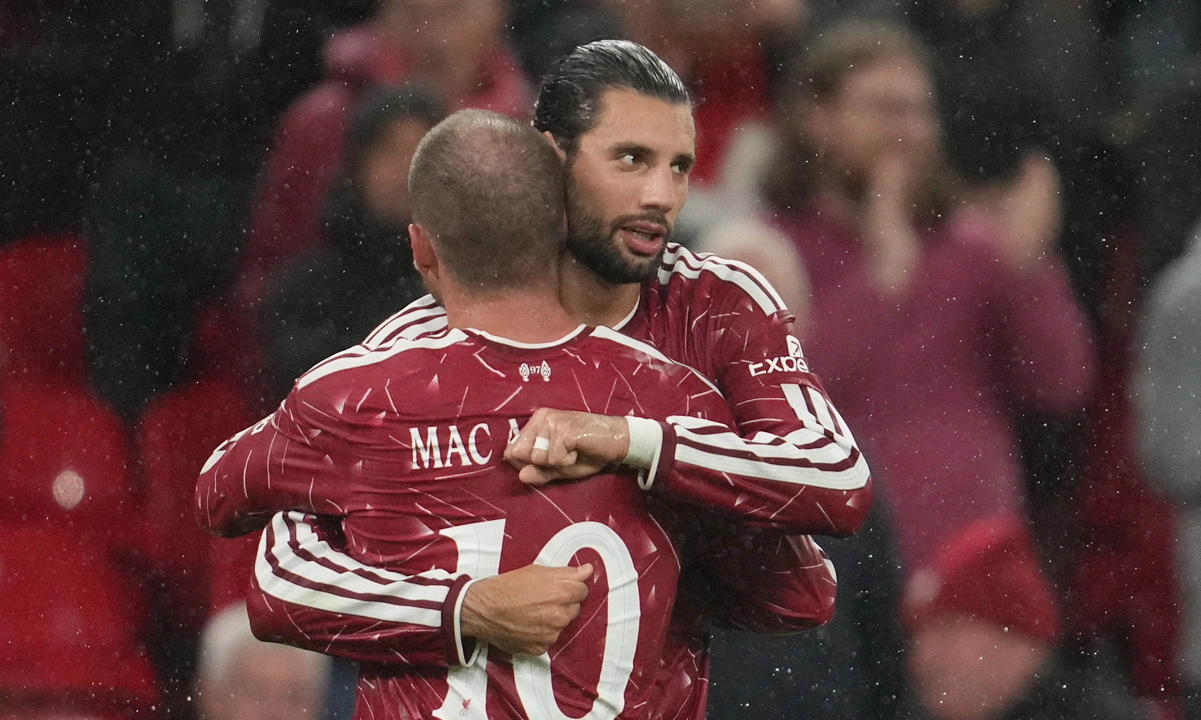 Liverpool, Arsenal advance in League Cup