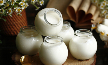 Three groups of foods for gut health snacks