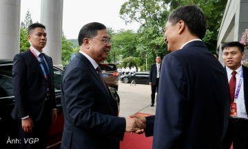 Deputy prime minister urges Guangxi to facilitate Vietnamese goods