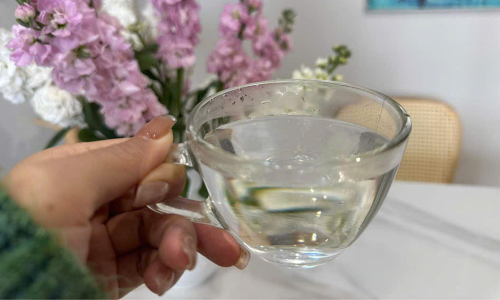 How to drink water effectively for people with high uric acid