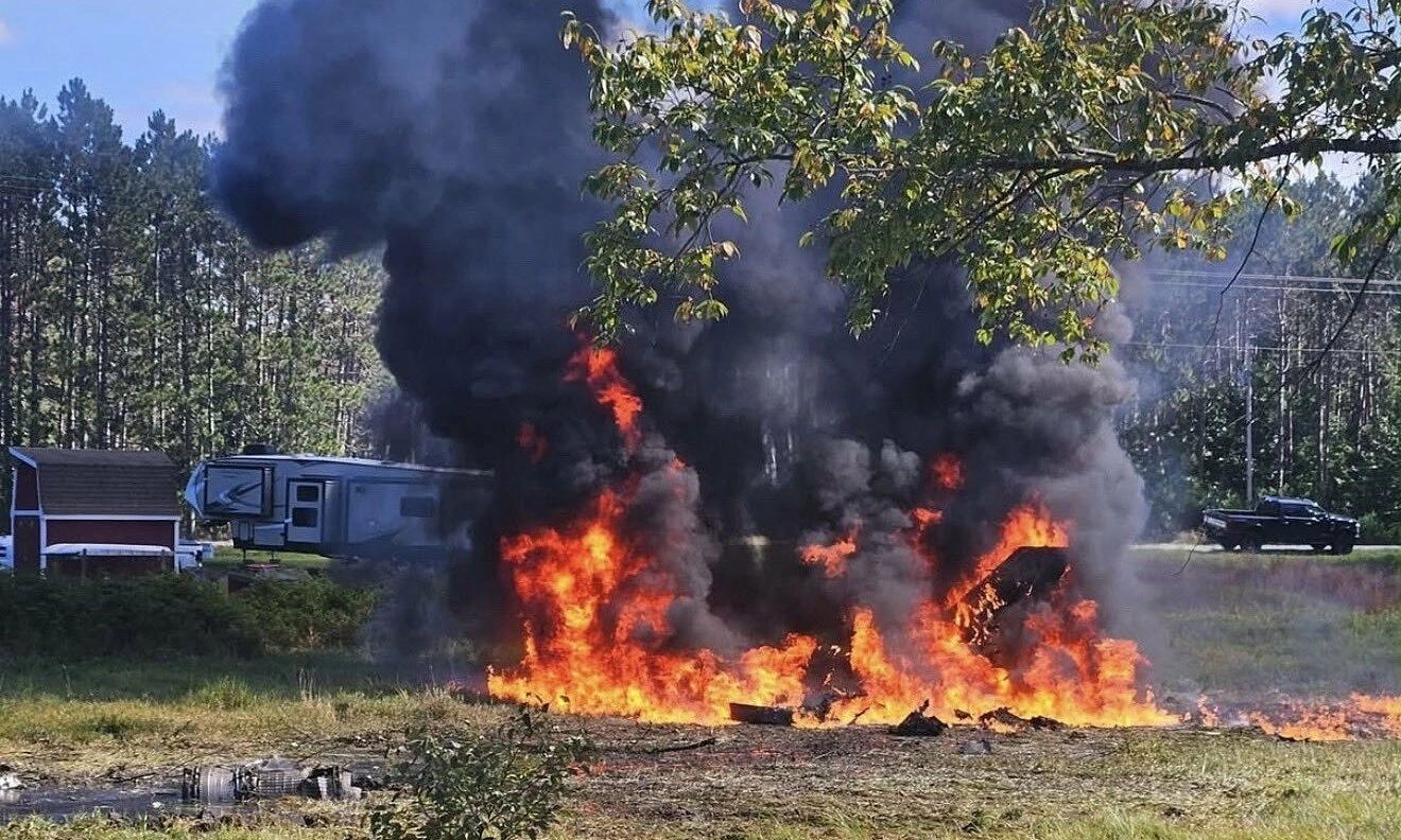US F-16 crashes in Michigan, residents ordered to shelter