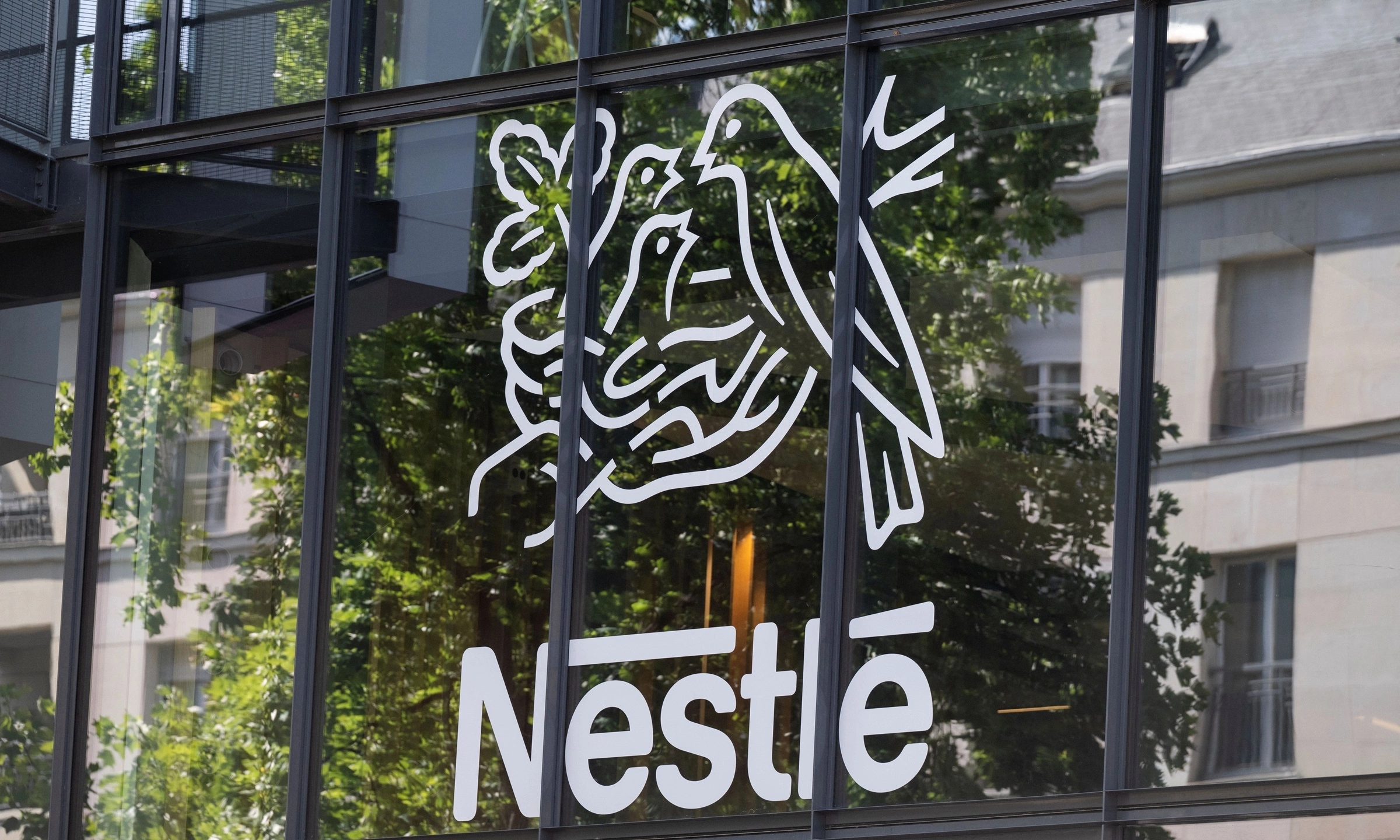 Russia seizes assets of several French and Swiss companies