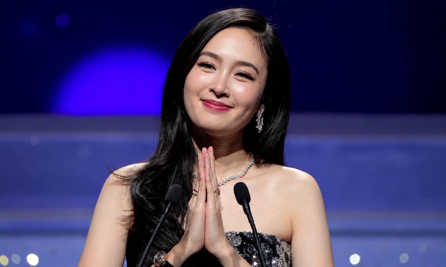 Nong Poy, 'thailand's most beautiful transgender queen,' lauded for enduring grace at 40