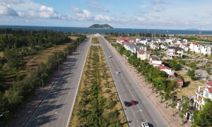 Nghe An's largest boulevard on the VnExpress marathon route