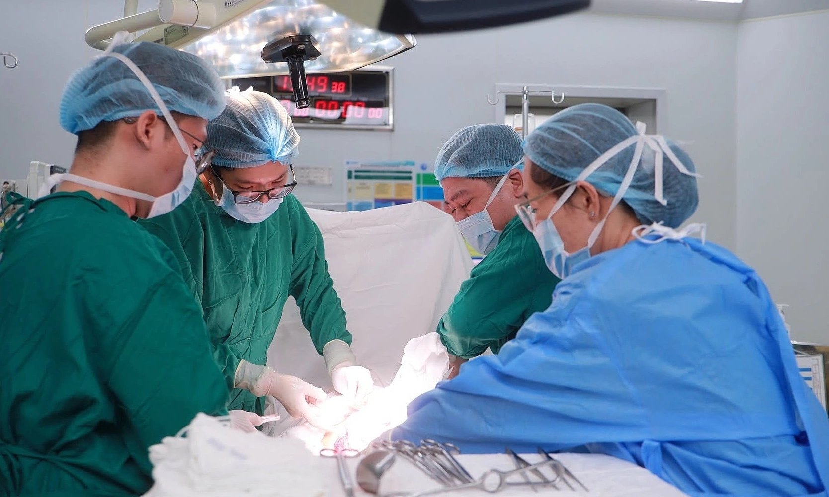 Director of Tu Du Hospital: 'postpartum women walking on surgery day was once a dream'