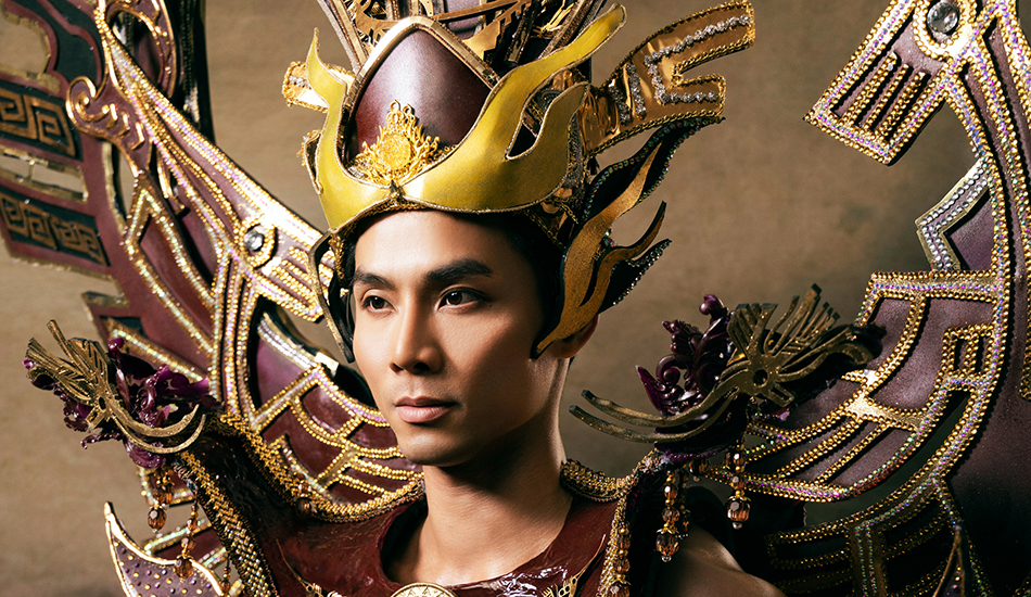 Vu Linh brings Au Lac cultural attire to Mister International