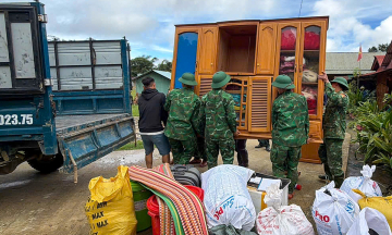 Evacuation of over 130 residents from cracked mountain base in central Vietnam