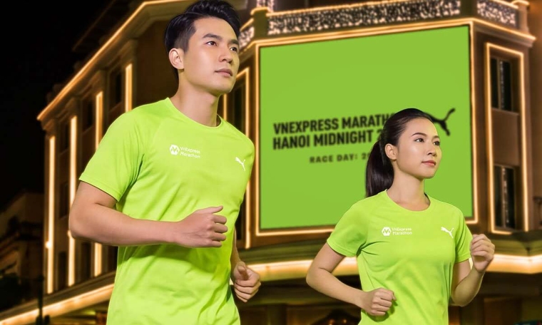 VnExpress Marathon Hanoi Midnight 2026 race kit: minimalist design for night run