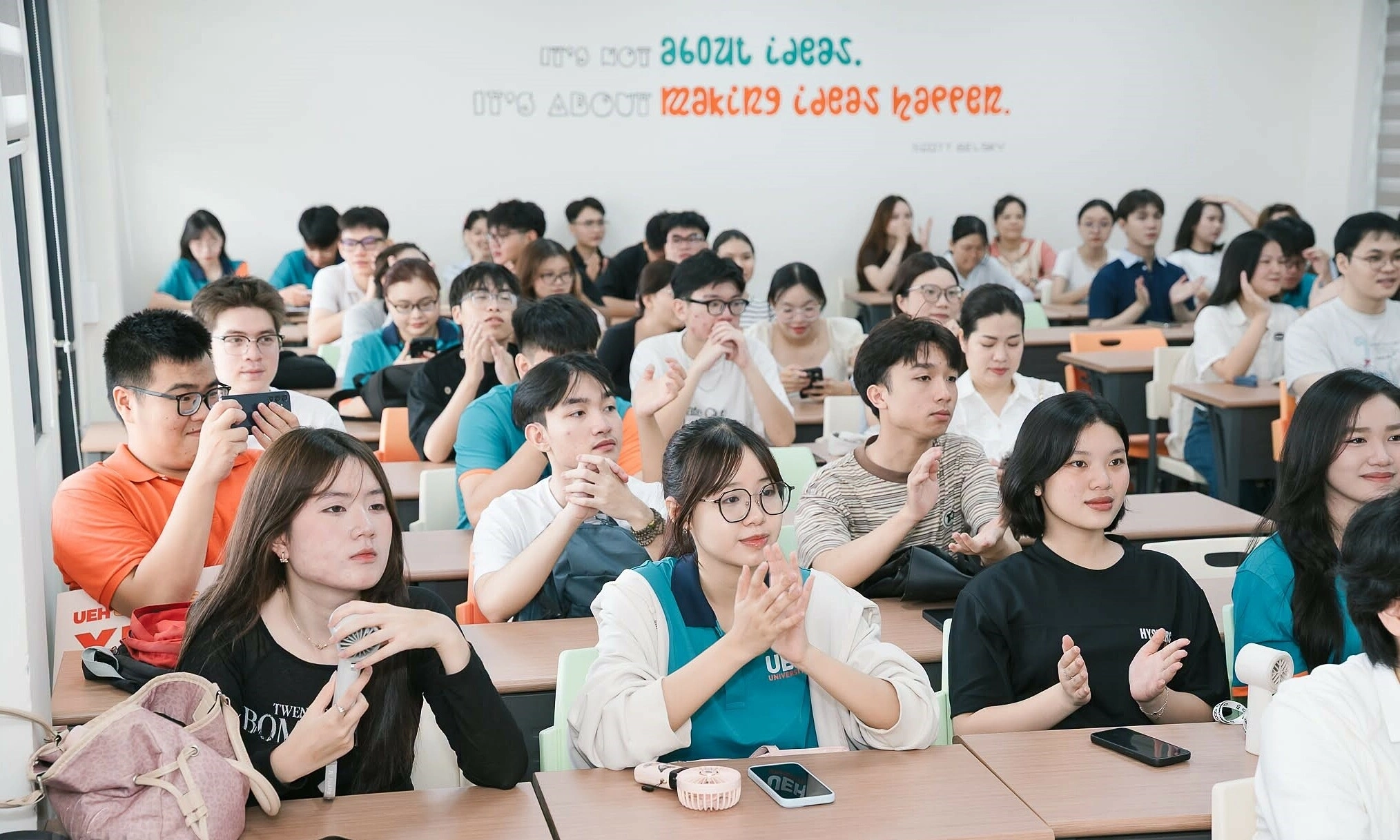 Nearly half of new Ho Chi Minh City University of Economics students achieve IELTS 5.5 or higher