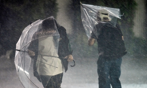 Typhoon Dujuan brushes Japan, over one million advised to evacuate