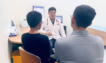 Teenager diagnosed with hypoparathyroidism due to chromosomal deletion