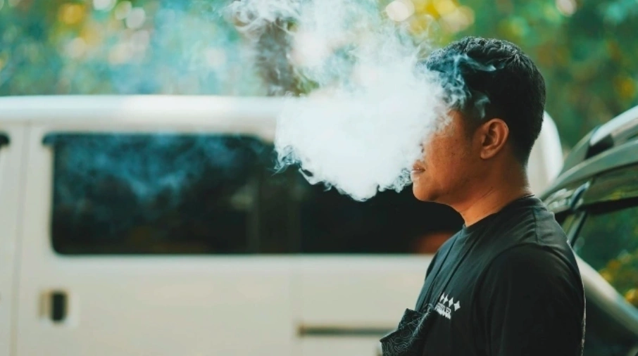 Secondhand smoke exposure remains high in hotels