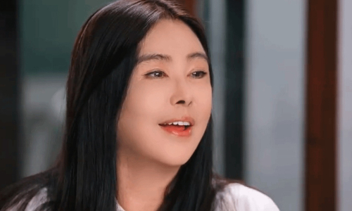 Actress Joey Wang returns to showbiz