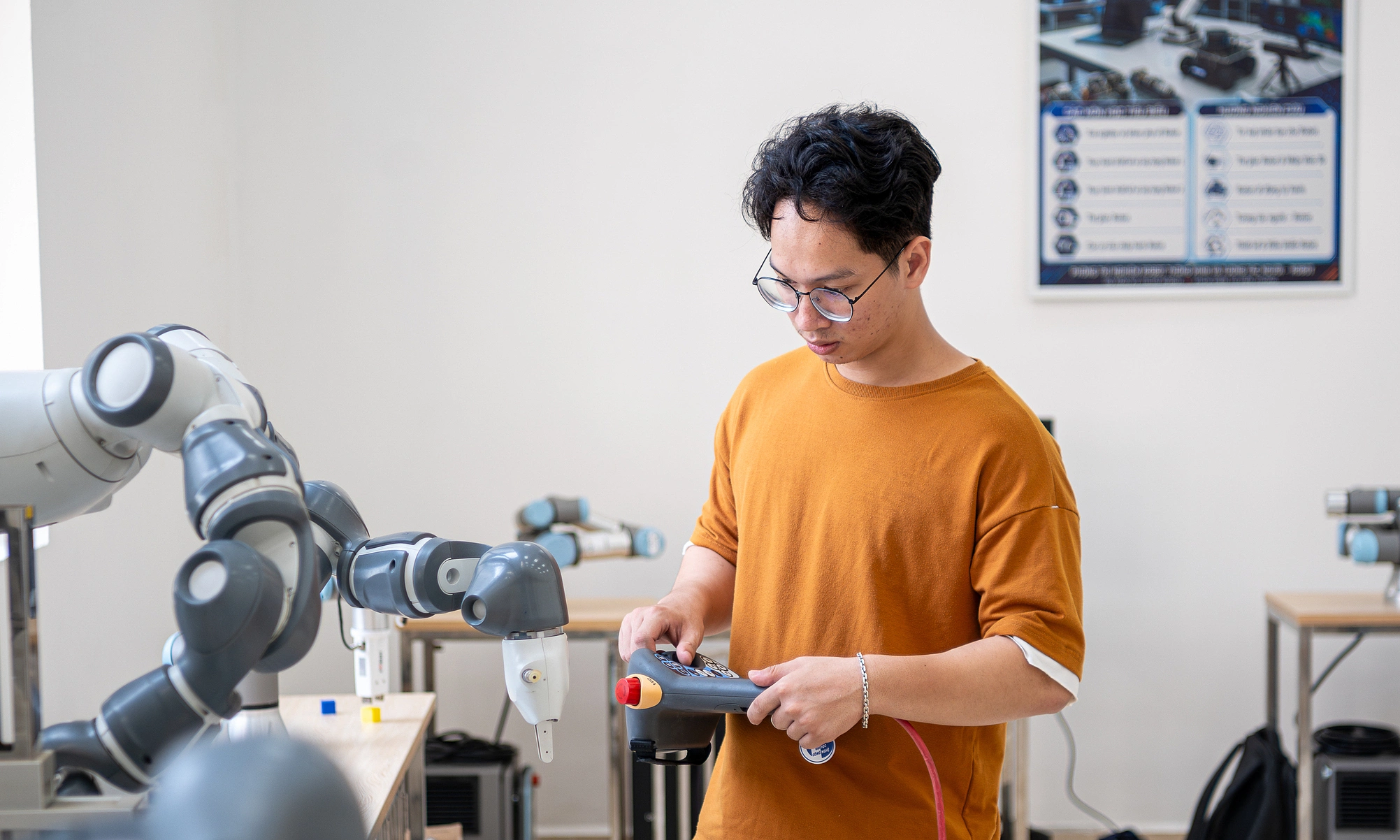 Students in 91 majors to receive 3.7-8.4 million VND monthly scholarships