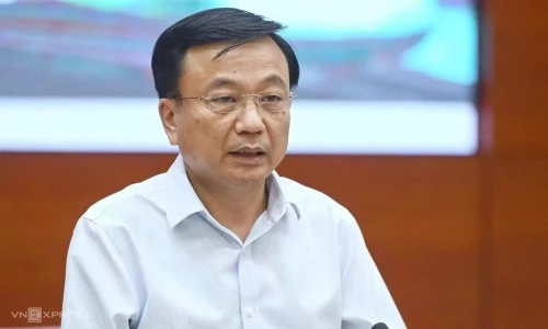 deputy minister Nguyen Danh Huy appointed deputy chairman of government office