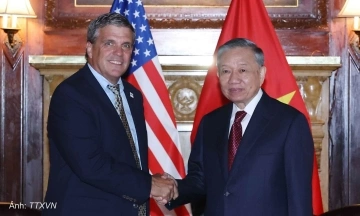 Vietnam seeks US support for data center, power grid projects