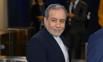 US and Iran negotiate end to hostilities, reopening of Hormuz