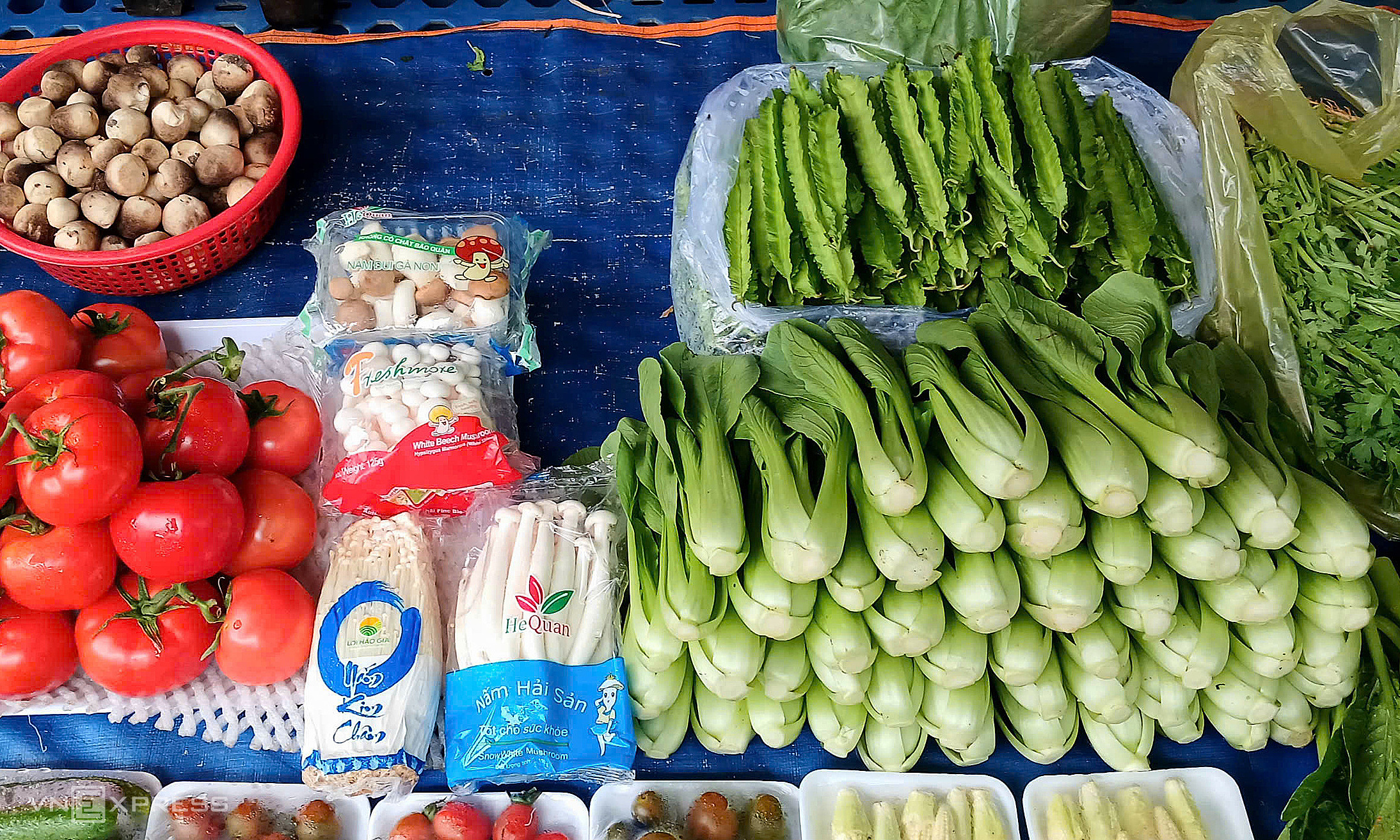 Vegetable prices climb as prolonged rain continues