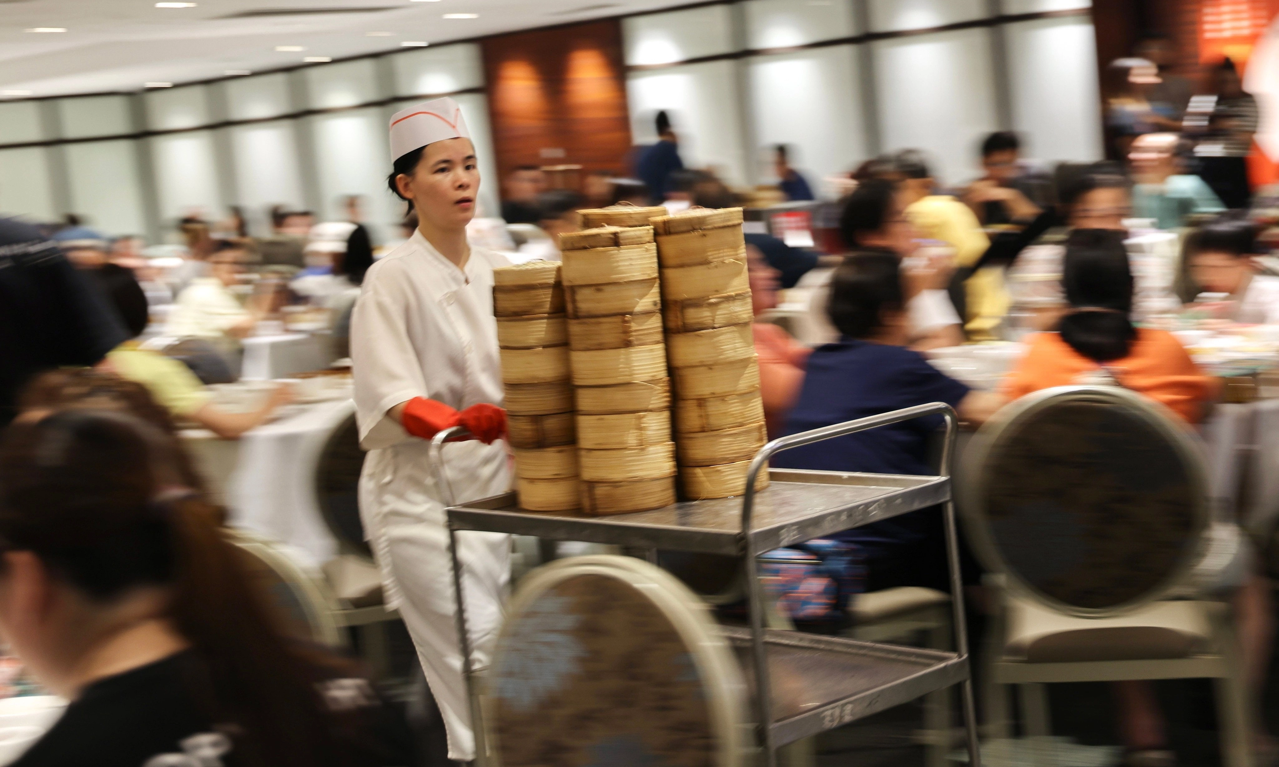 Why Hong Kong diners are timed for their meals