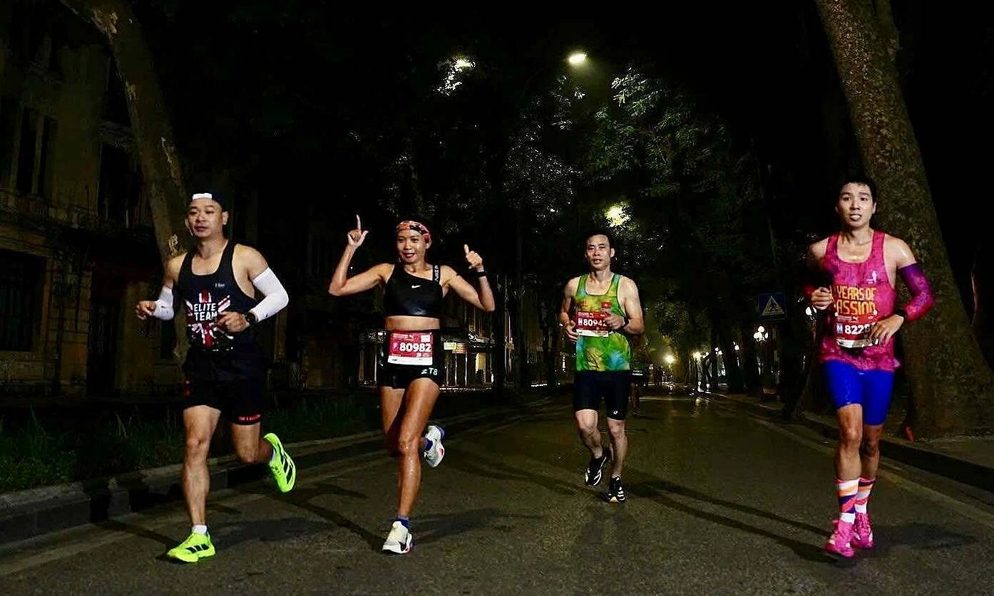 Super early bird registration for VnExpress Marathon Hanoi Midnight closes today
