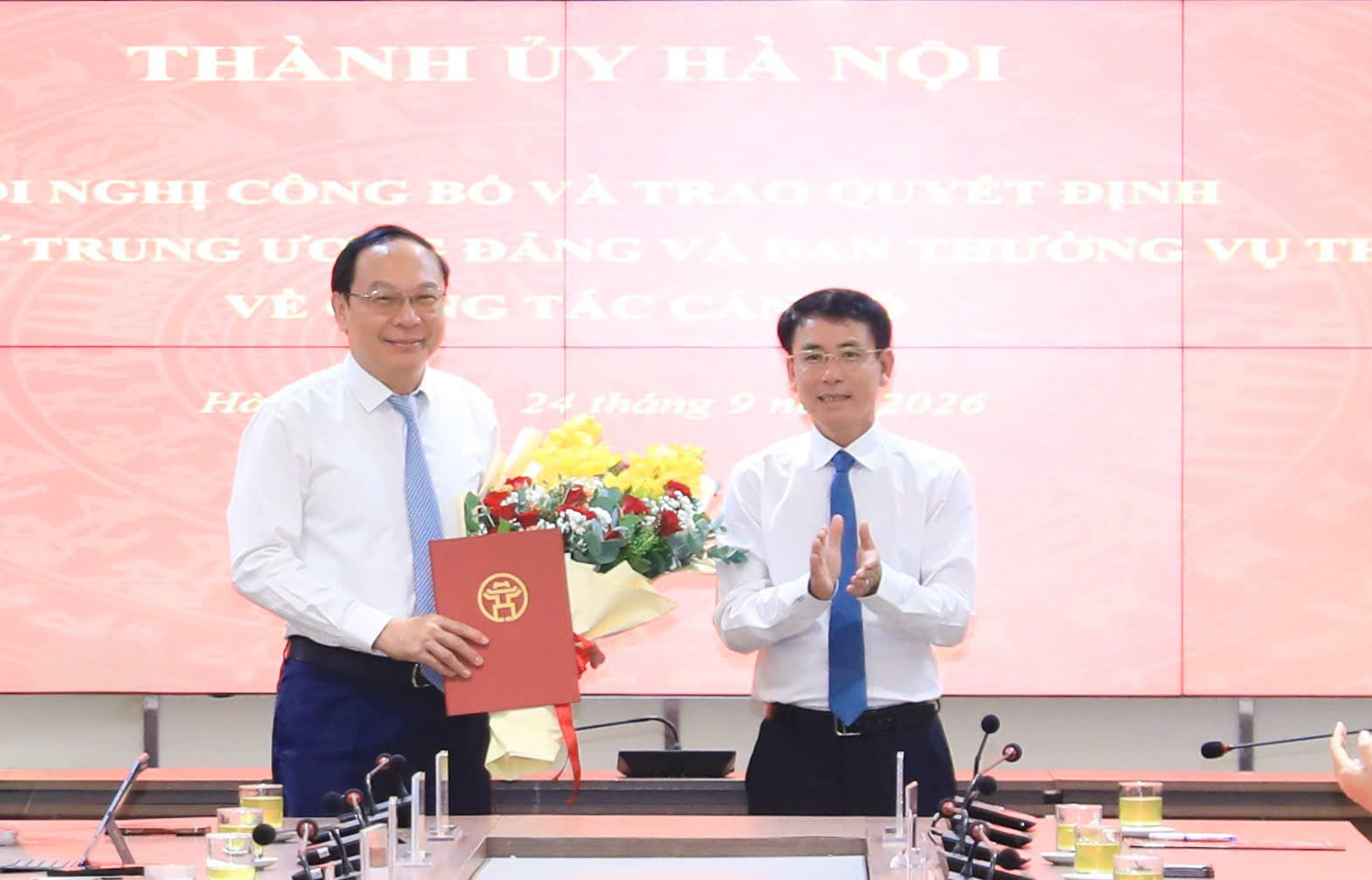 Deputy Minister of Agriculture and Environment appointed assistant to Hanoi Party Secretary