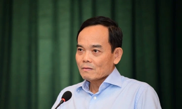 Secretary Tran Luu Quang: TP HCM can print its own textbooks