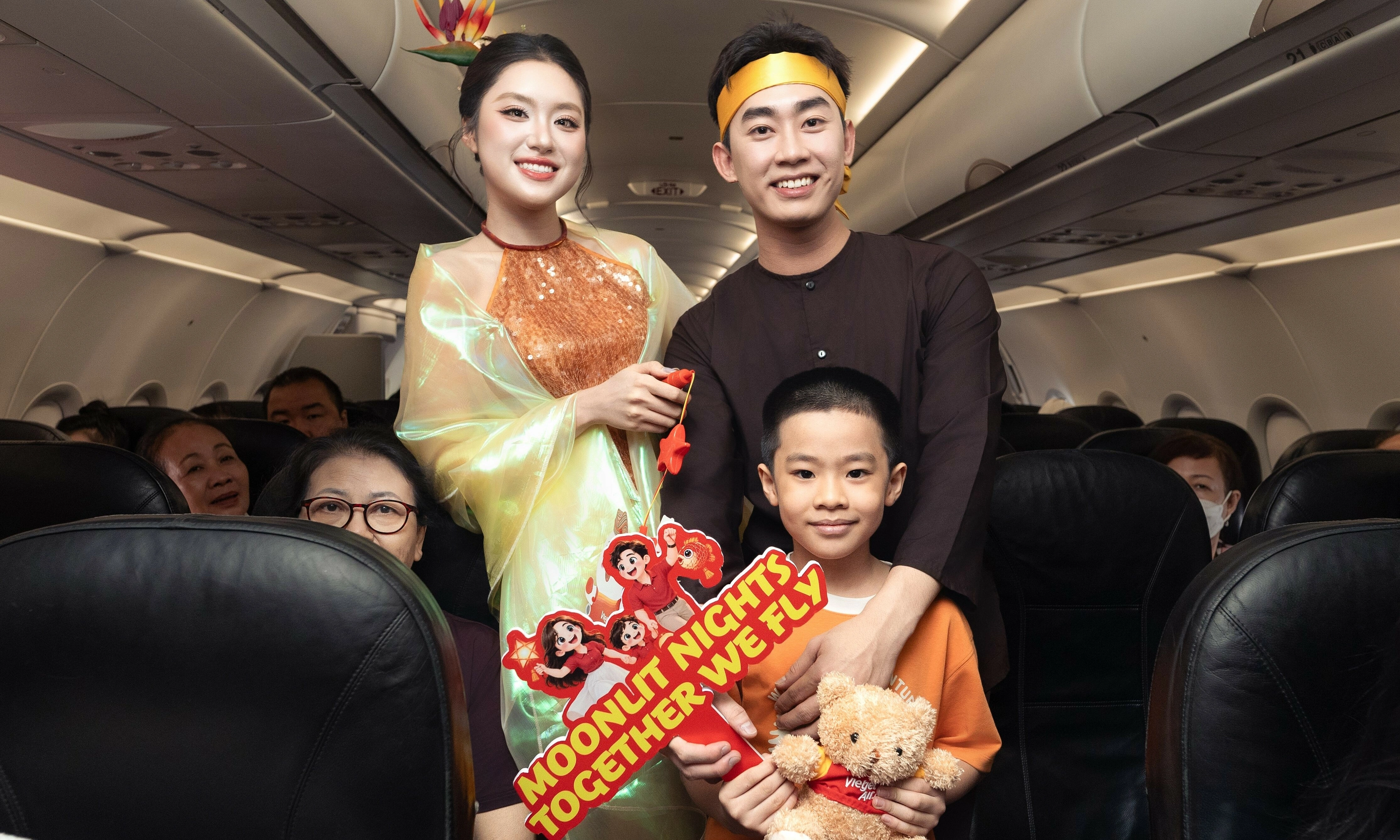 Mid-autumn festival on Vietjet flights