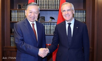 Vietnam proposes strengthening new technology cooperation with Canada