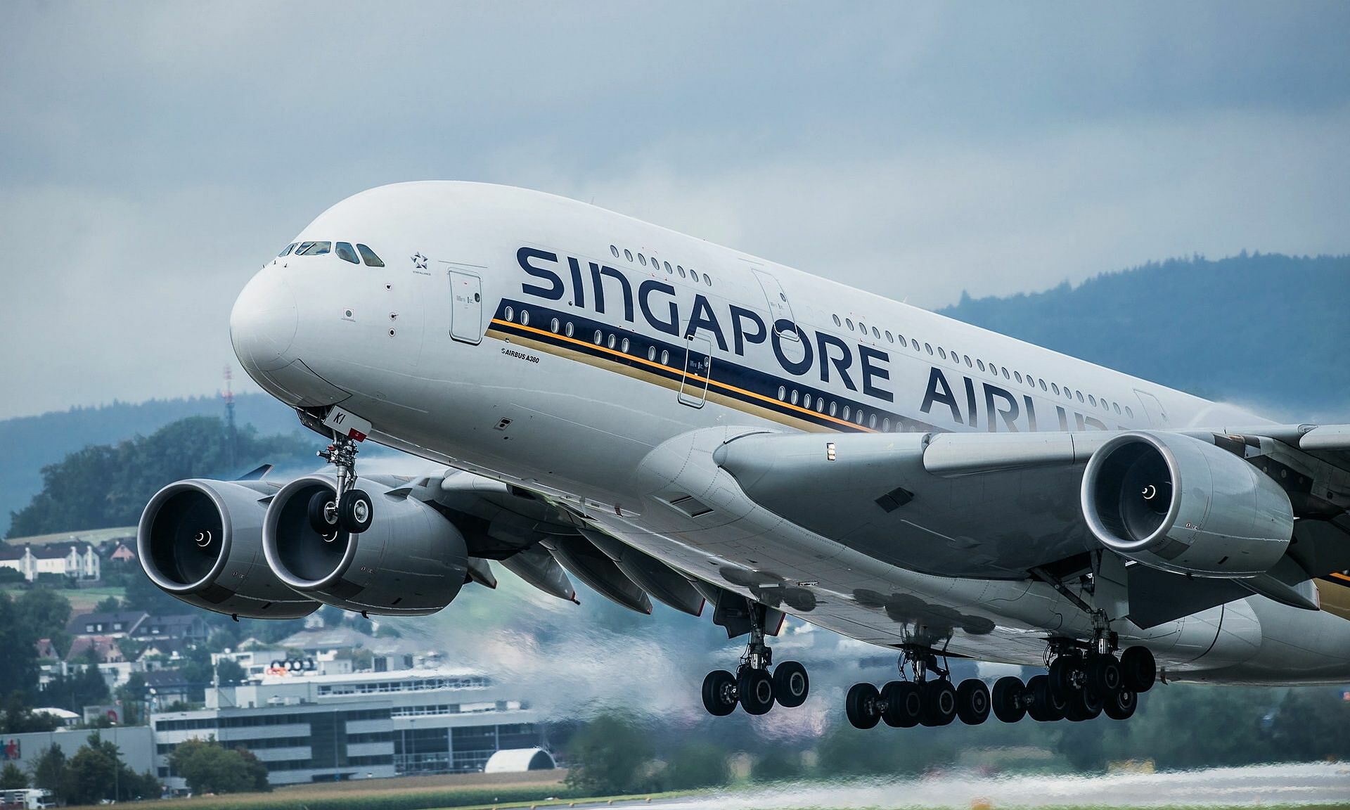 Two Southeast Asian airlines named among world's cleanest