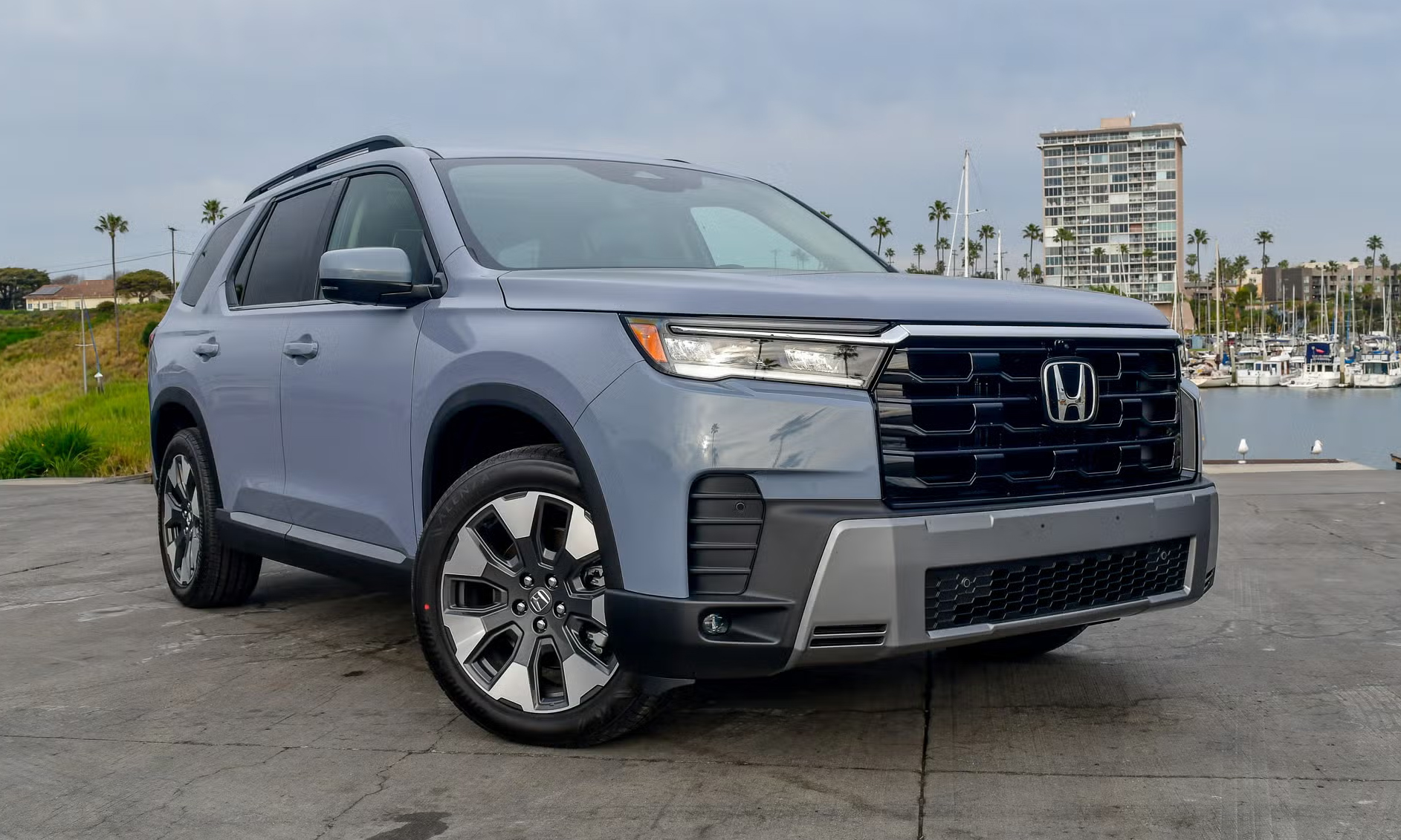 Honda may develop new large SUV to rival Toyota Grand Highlander