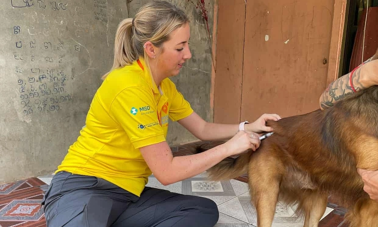 A young woman's turning point after mother dies of rabies during vacation