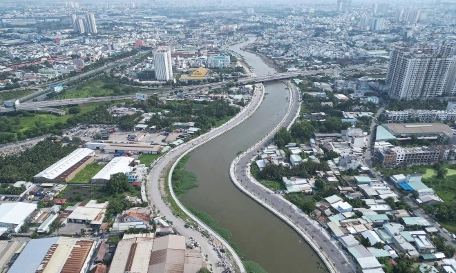 Ho Chi Minh City invests in 56 km sewer system to reduce flooding, pollution