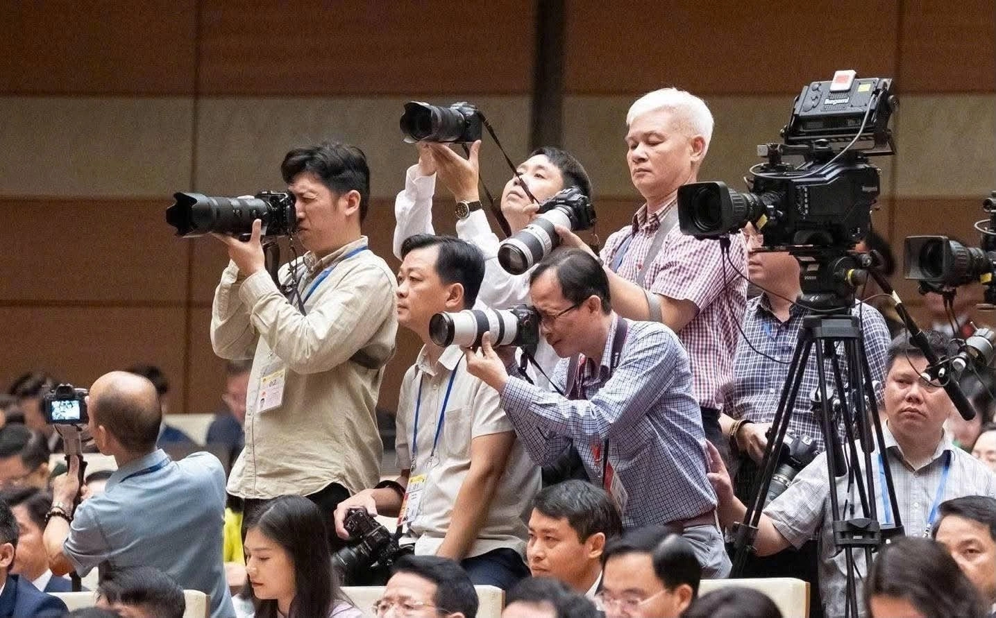 Obstructing journalists' work will incur a minimum fine of 20 million dong