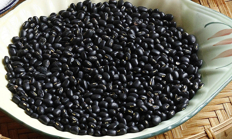How to eat beans to minimize bloating