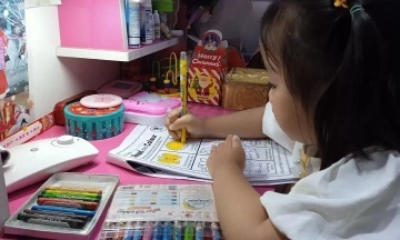 When children should avoid electronic devices