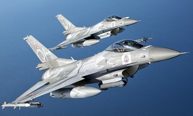Poland loosens rules for shooting down foreign aircraft