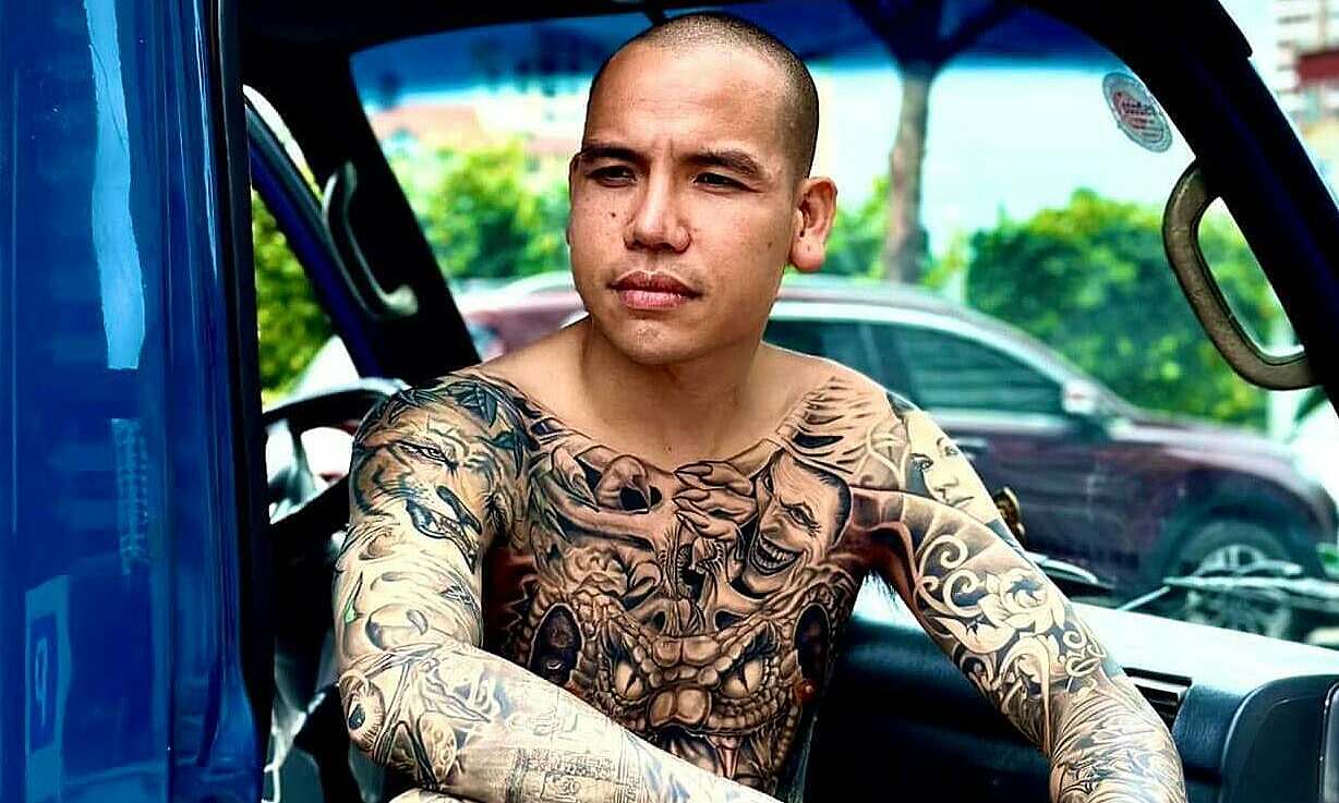 Why was the online gangster group 'That Manh' arrested for producing short films?
