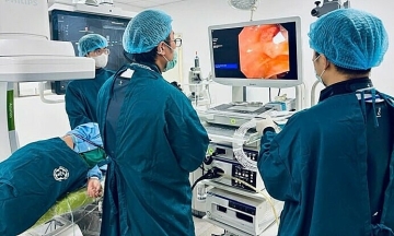 Bach Mai hospital doctor warns of easily overlooked digestive tract cancer signs