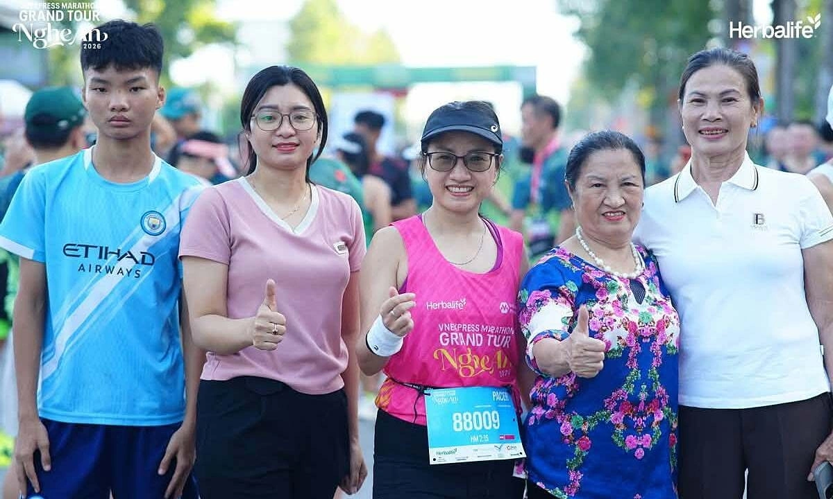 Runner paces VnExpress Marathon Nghe An after 24 years away from home