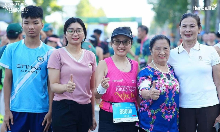 Runner paces VnExpress Marathon Nghe An after 24 years away from home